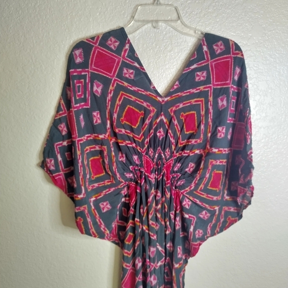 ANTHROPOLOGIE RUJUTA SHETH Marie Cinched Caftan in Black Red Diamond Print Sz OS - Picture 6 of 9